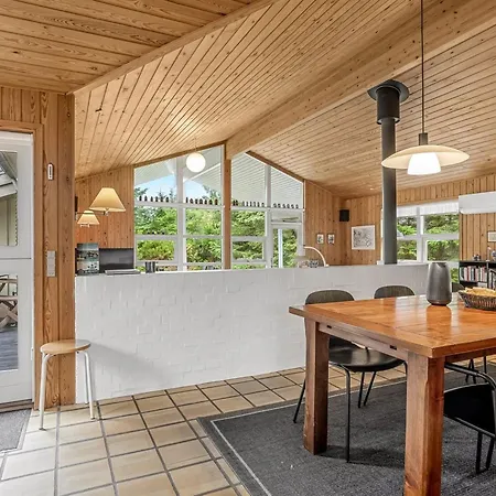 Hereth - 700m From The Sea By Interhome